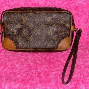 Authentic Louis Vuitton Marly Leather Clutch.